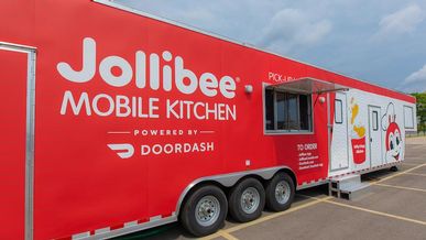 Jollibee and DoorDash Debut First-of-Its-Kind Mobile Kitchen in Hamilton, Ontario on September 2